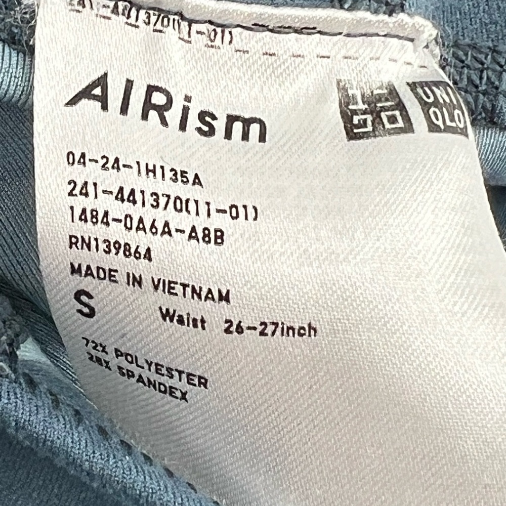 UNIQLO NWOT‎ LEGGINGS GREY GEOMETRIC PATTERN UV PROTECTION DRY COOL TO TOUCH - Picture 8 of 9